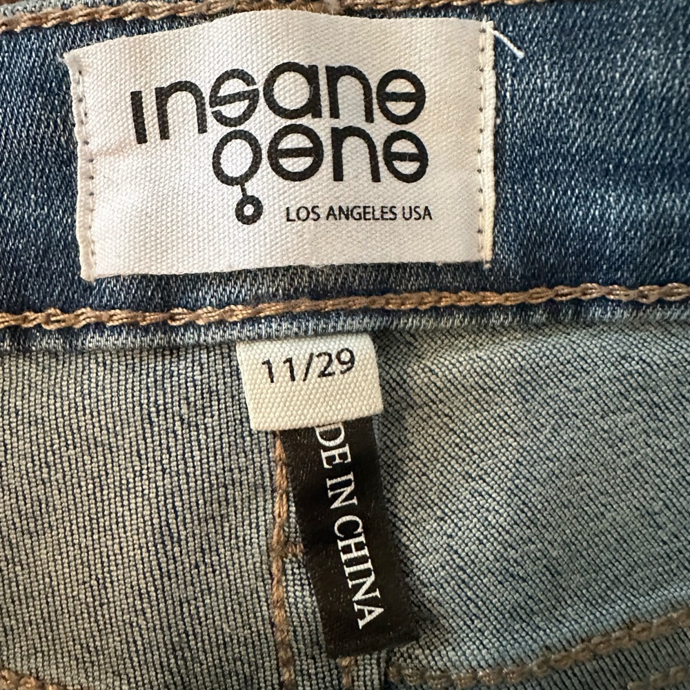 Insane One High Rise Distressed Jeans Size 11 - Picture 6 of 9
